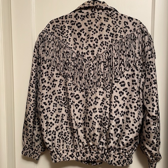 ICONIC 80s urban cowgirl — Fuda International silk leopard fringe bomber jacket - Picture 6 of 8